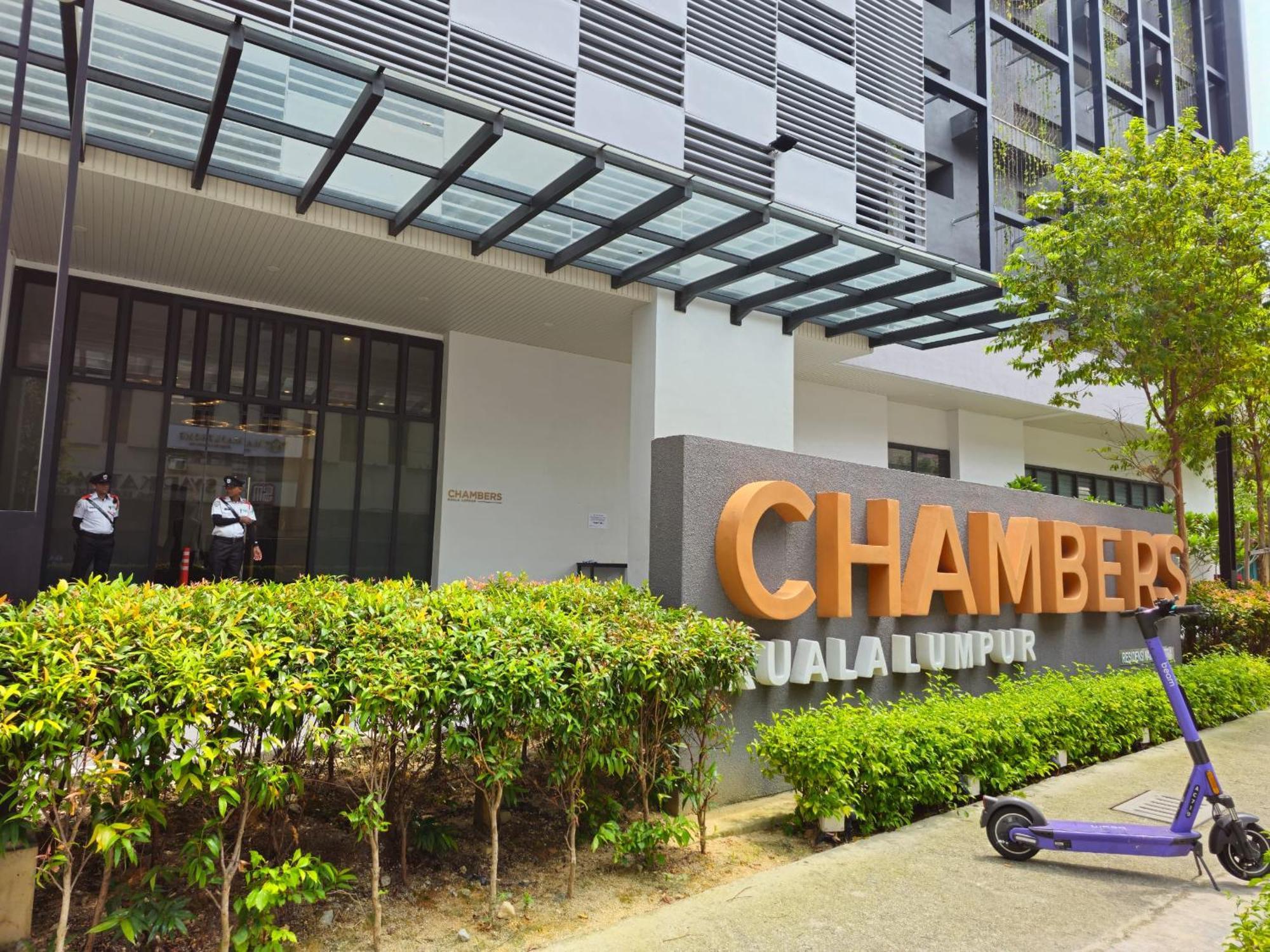 Chambers Residence By Gloria Homes — Photos 1
